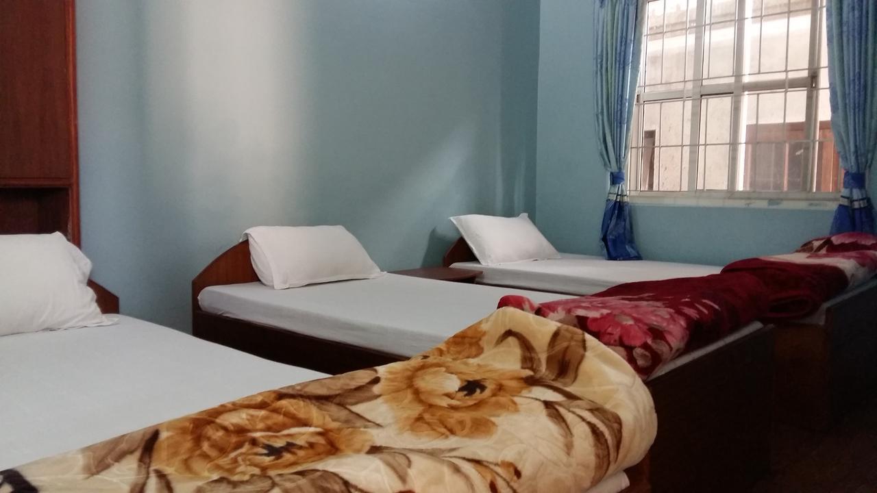 Hotel Bhadrakali Pokhara Inn Екстериор снимка