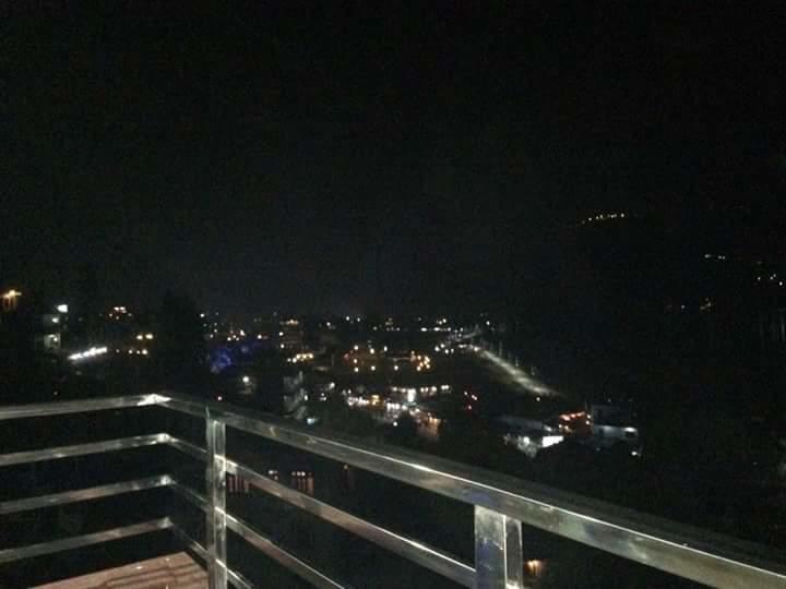 Hotel Bhadrakali Pokhara Inn Екстериор снимка