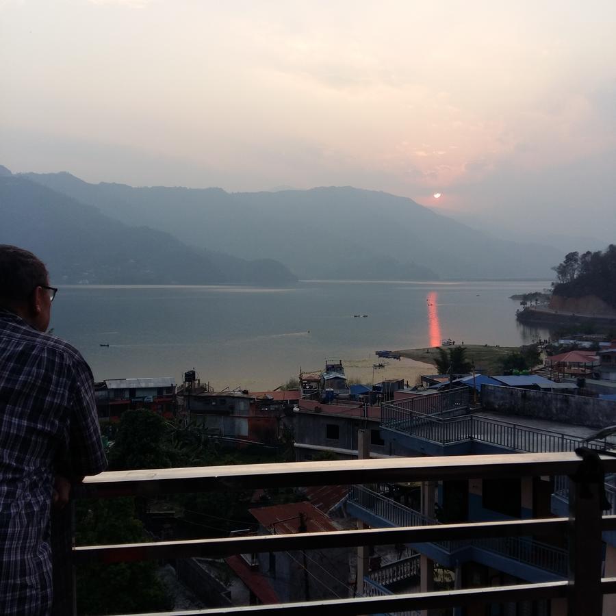 Hotel Bhadrakali Pokhara Inn Екстериор снимка